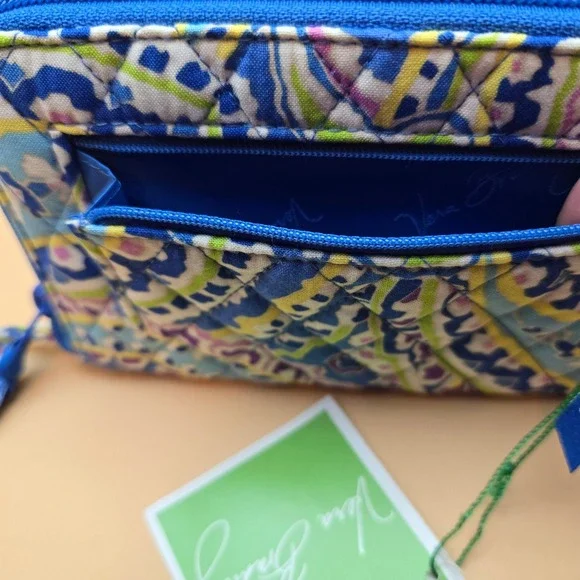 Vera Bradley Zip-Around Wallet Capri Blue Paisley Quilted Cotton Wristlet NEW - Picture 5 of 15
